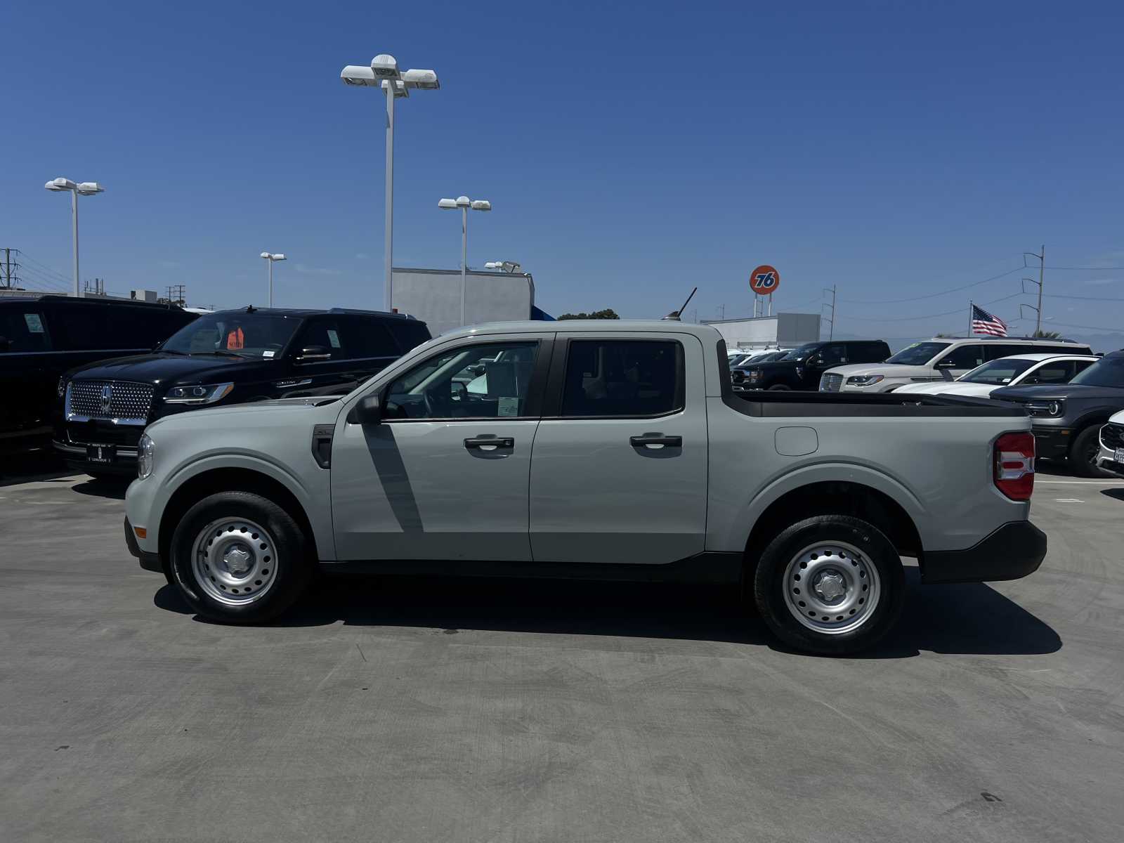 2023 Ford Maverick XL