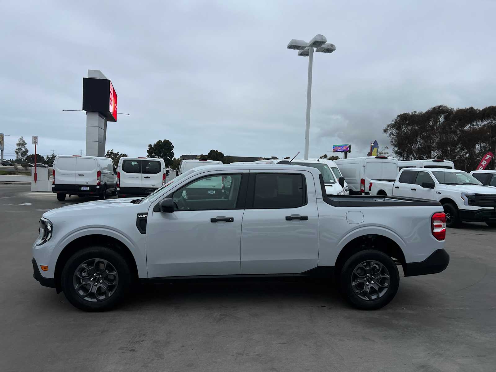 2025 Ford Maverick XLT