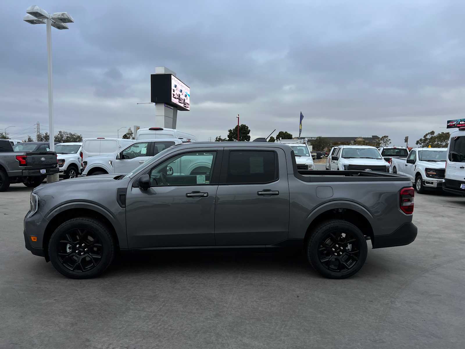 2025 Ford Maverick LARIAT
