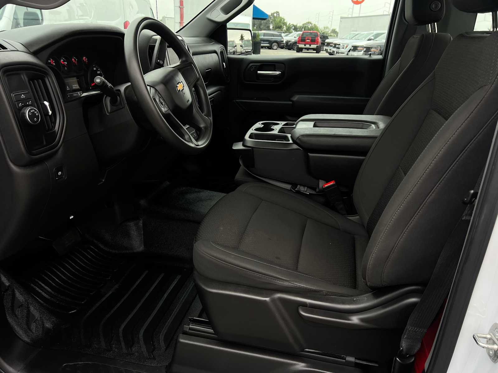 2024 Chevrolet Silverado 1500 Work Truck photo 9