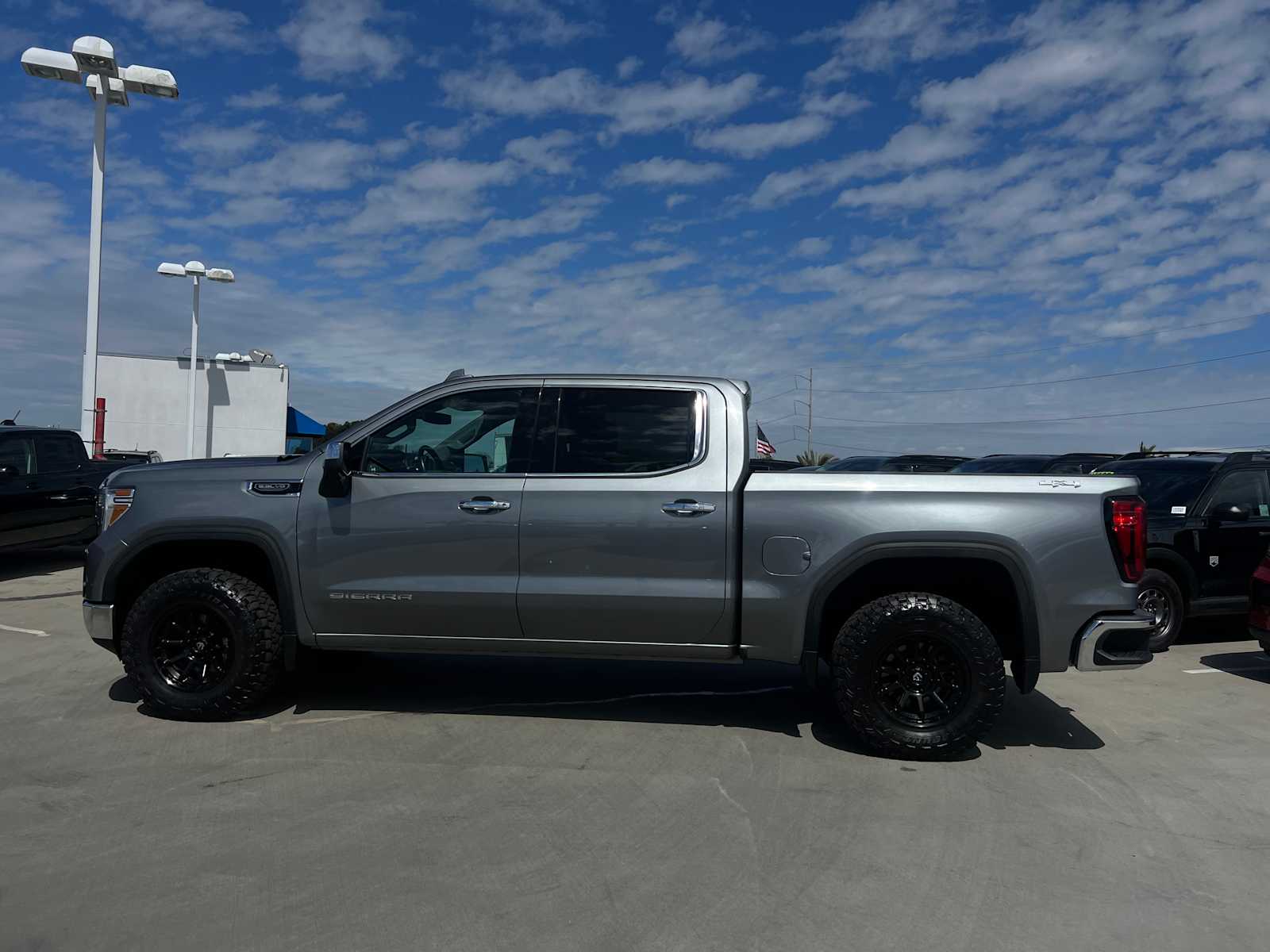 2021 GMC Sierra 1500 SLT