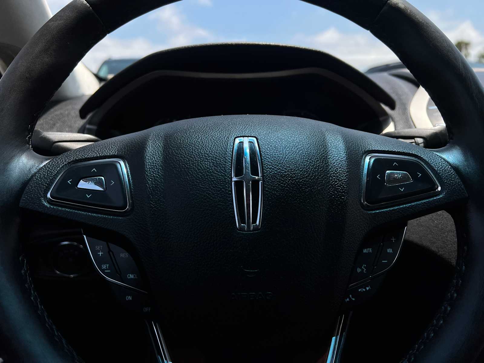 2016 Lincoln MKZ 