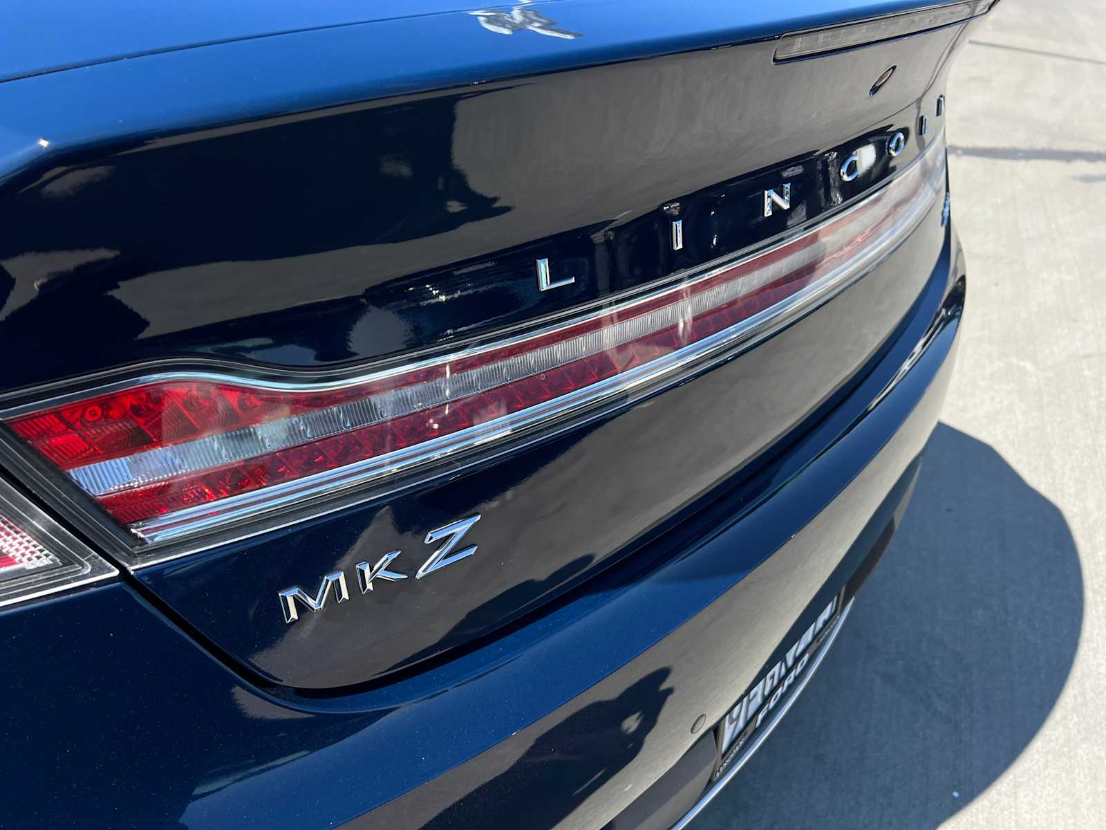 2020 Lincoln MKZ Hybrid Reserve