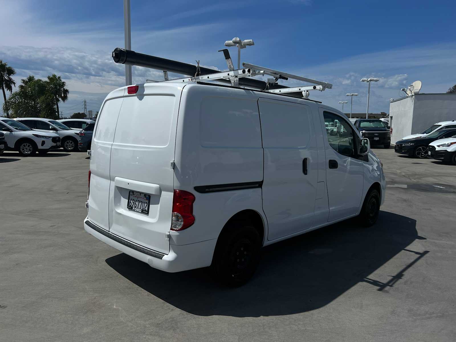2019 Nissan NV200 SV photo 6