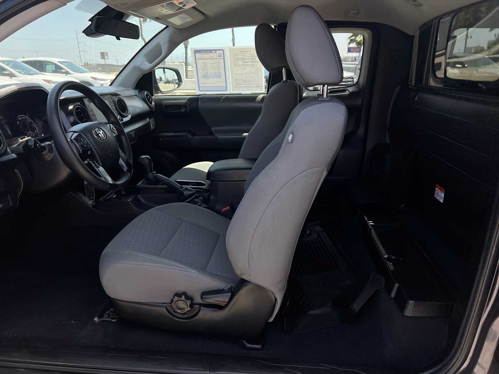 2022 Toyota Tacoma SR