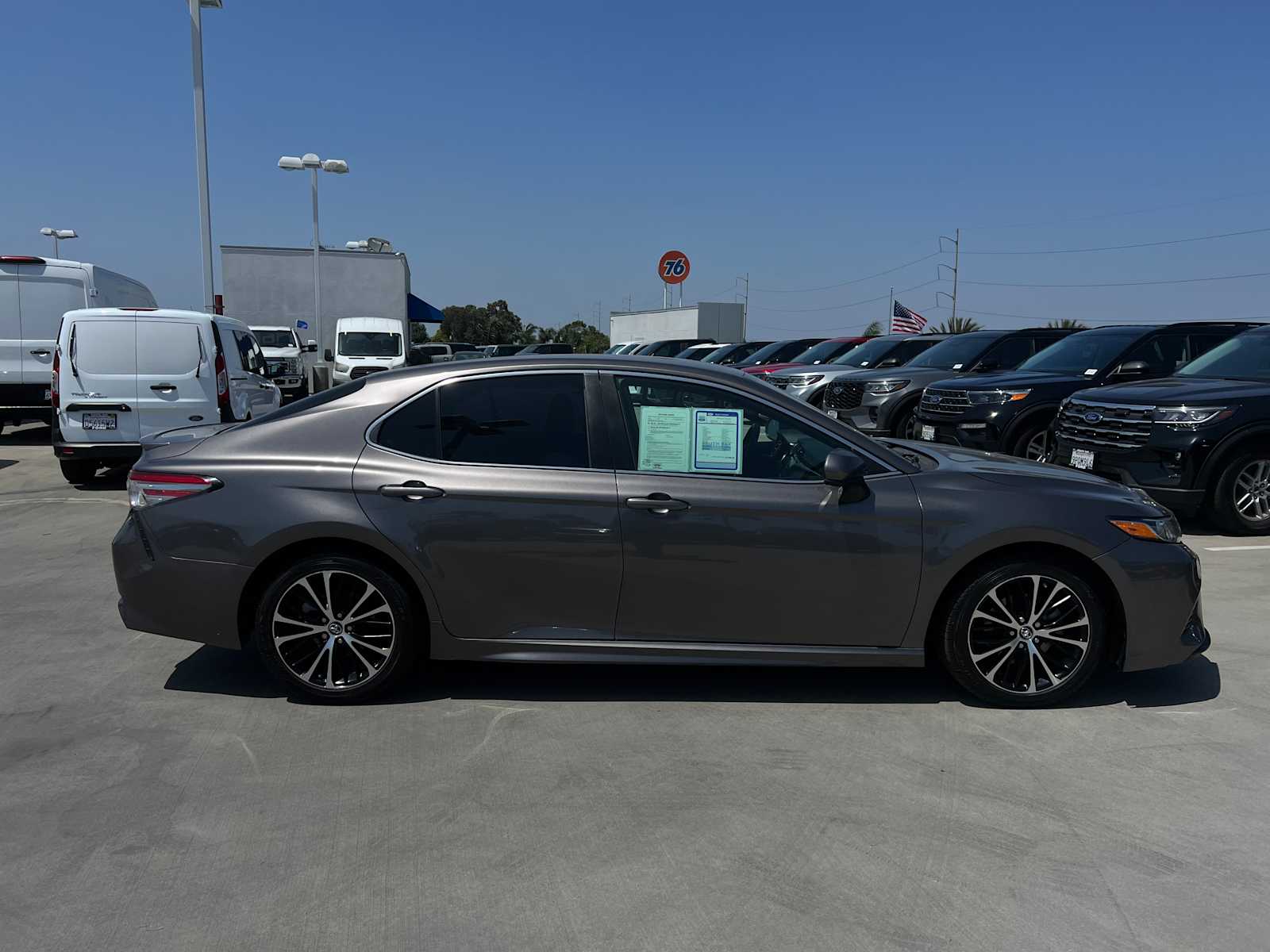 2018 Toyota Camry SE