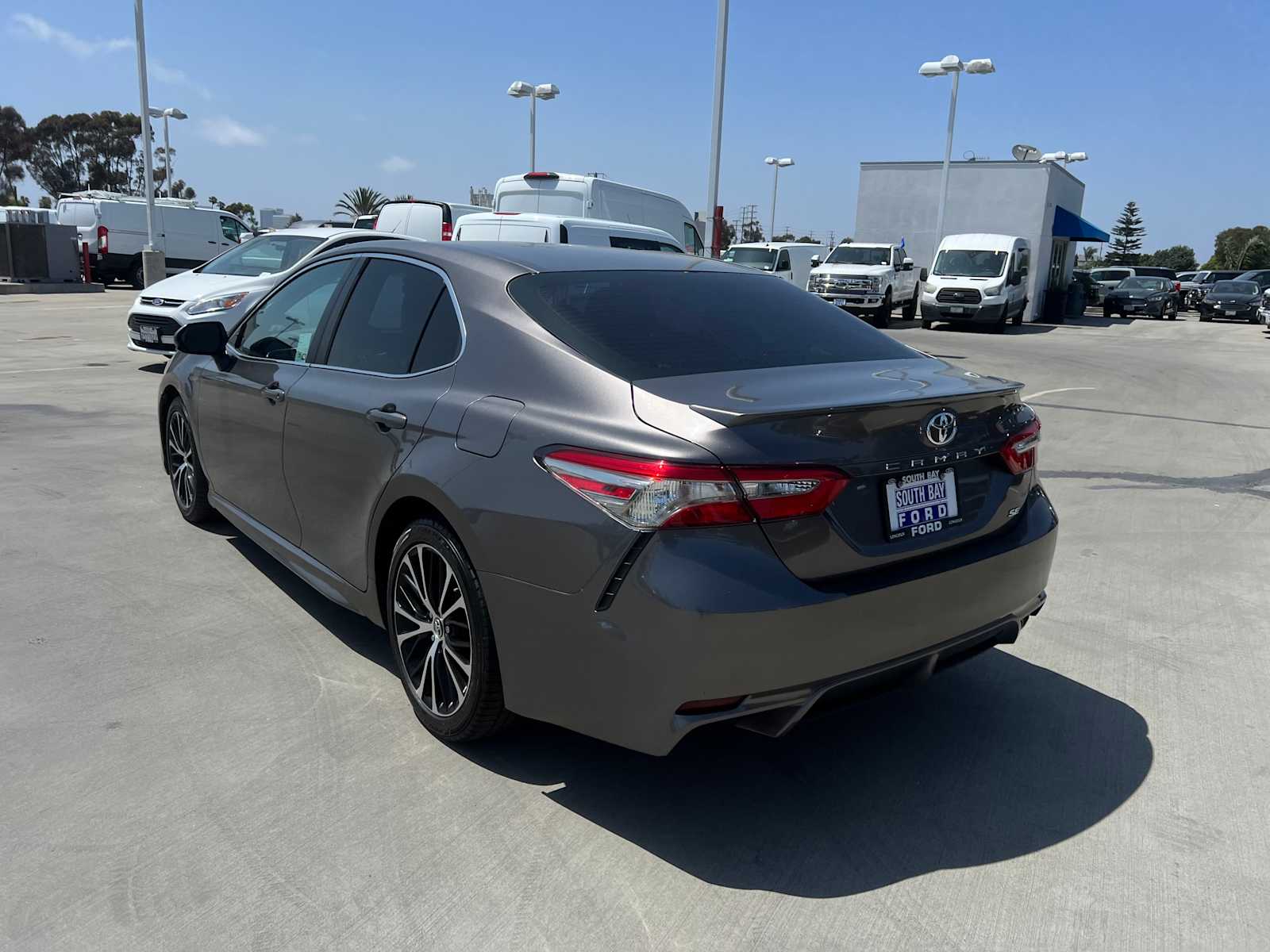 2018 Toyota Camry SE