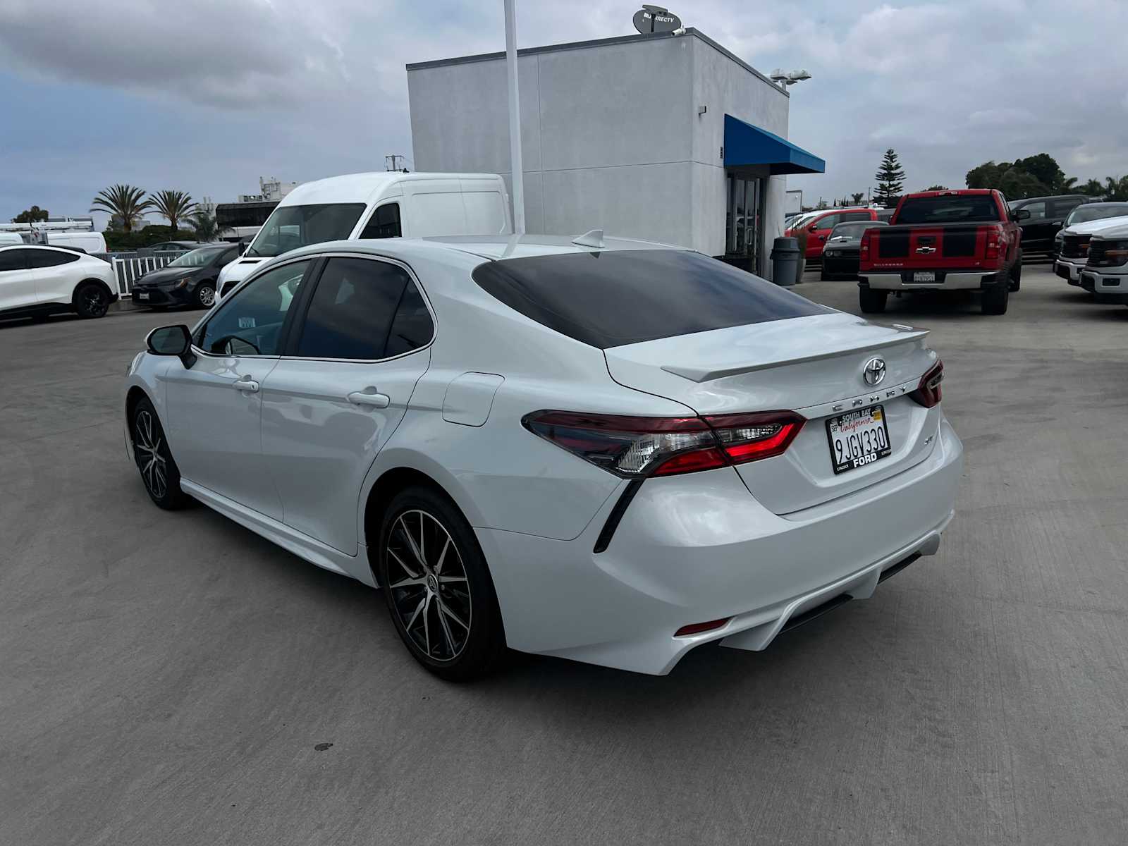 2024 Toyota Camry SE