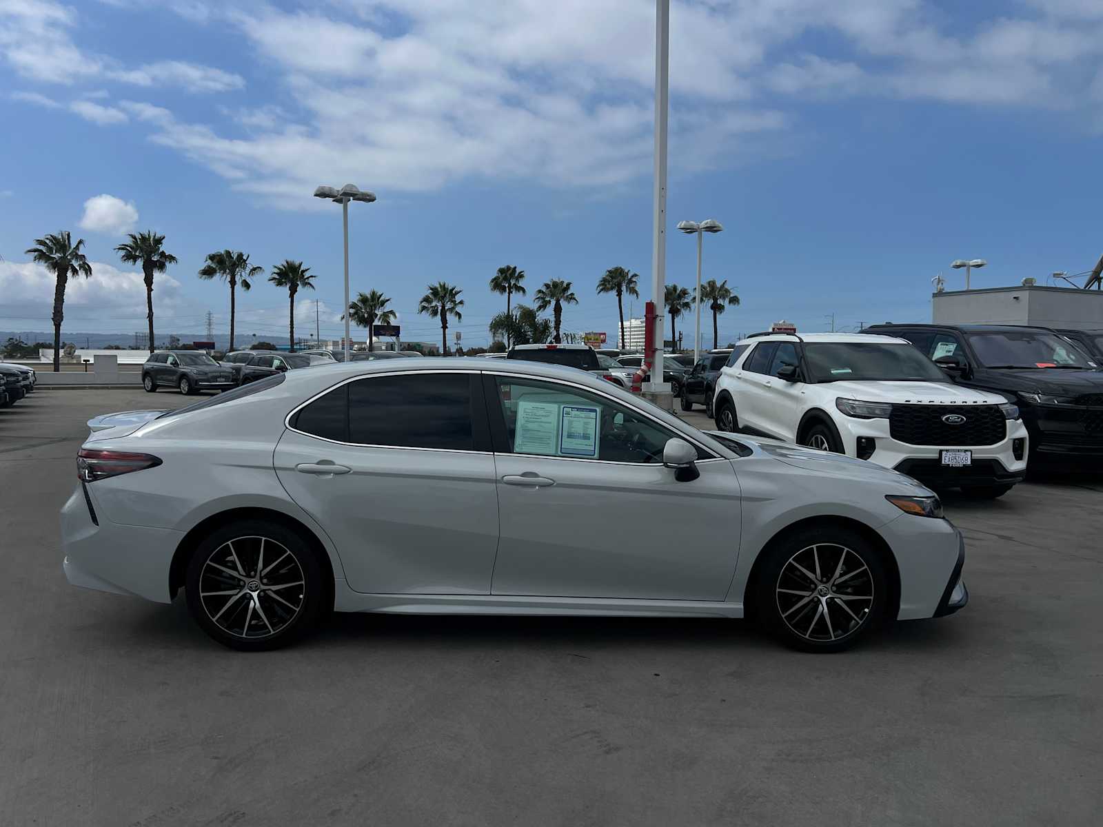 2024 Toyota Camry SE