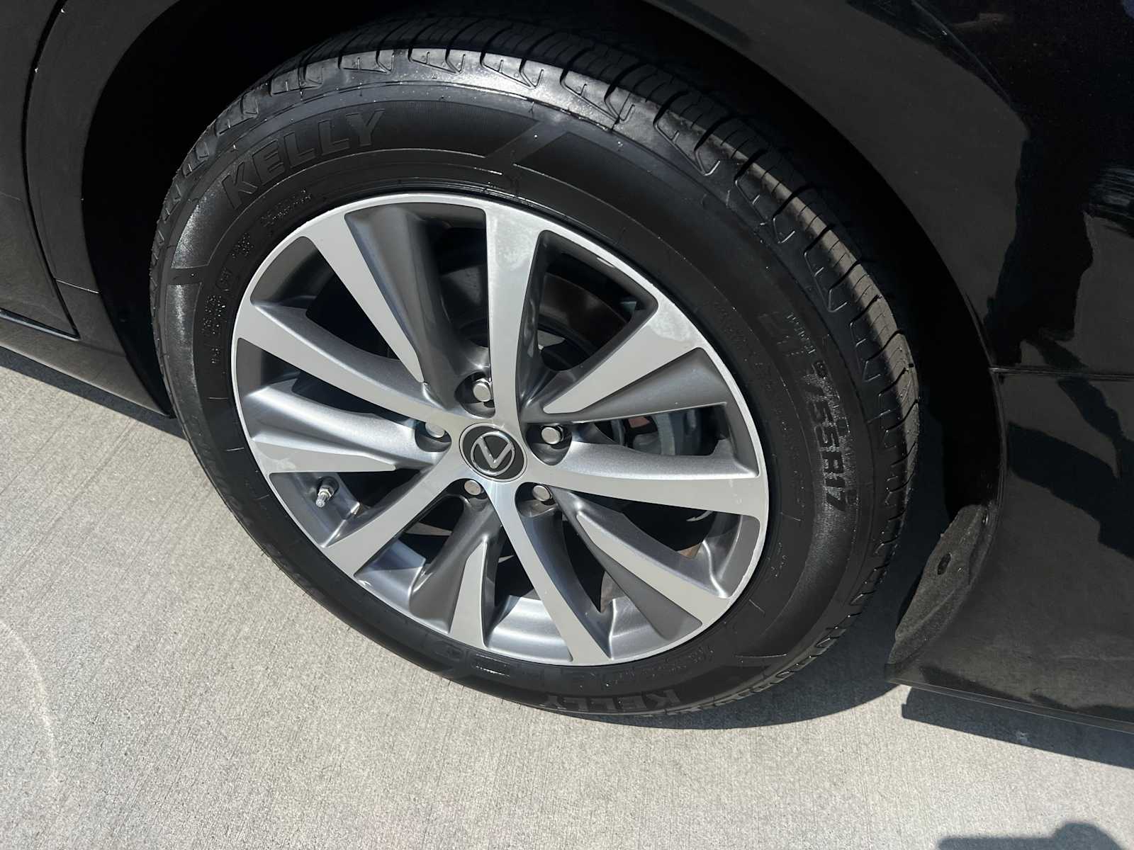 2019 Lexus ES 