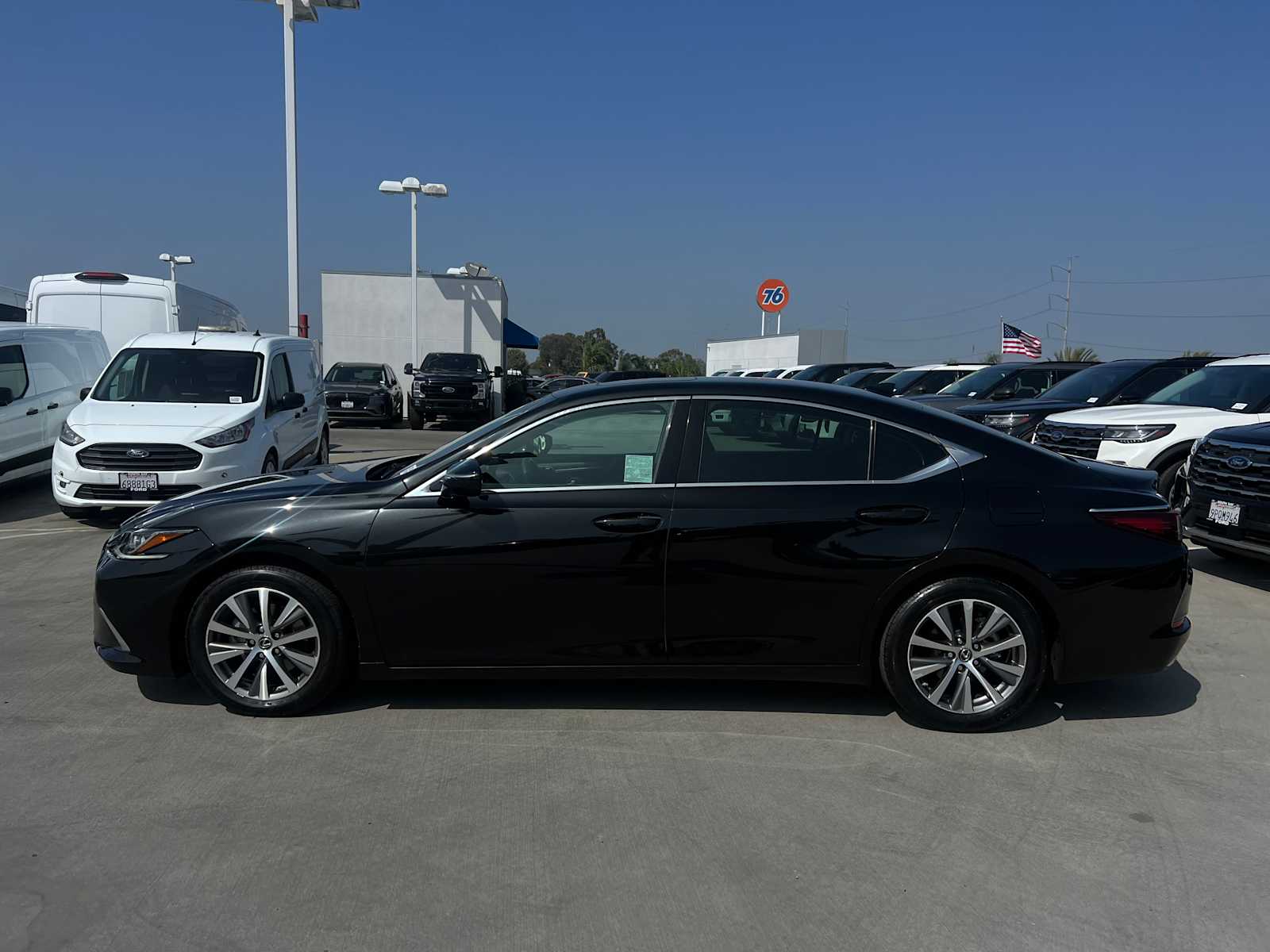 2019 Lexus ES 
