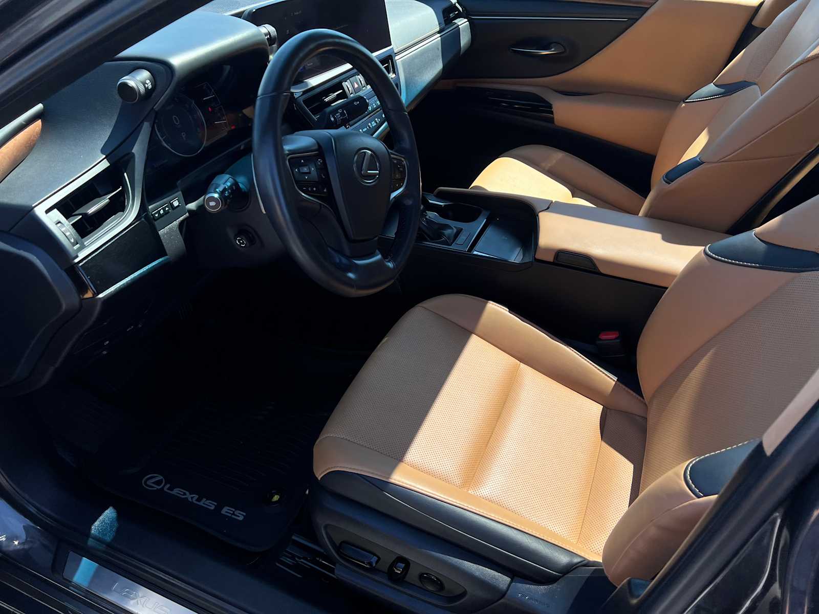 2023 Lexus ES 