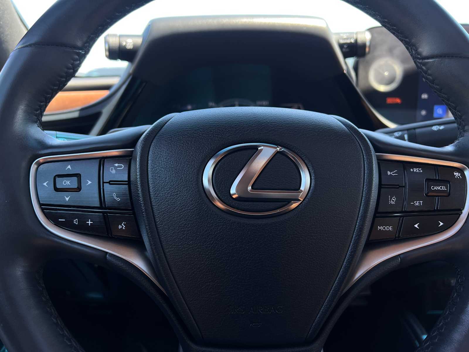 2023 Lexus ES 