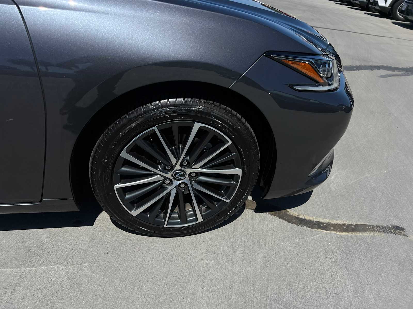 2023 Lexus ES 