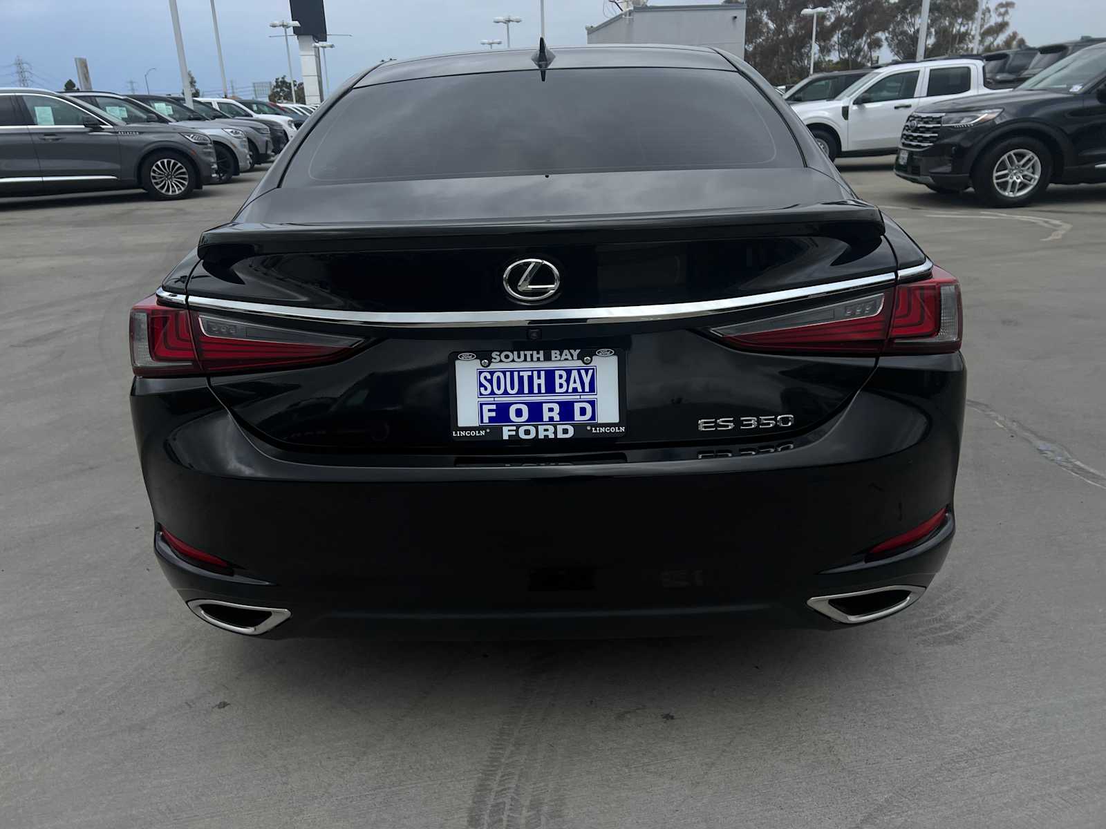 2023 Lexus ES Luxury
