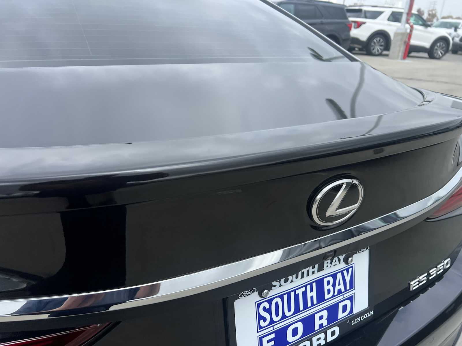 2023 Lexus ES Luxury
