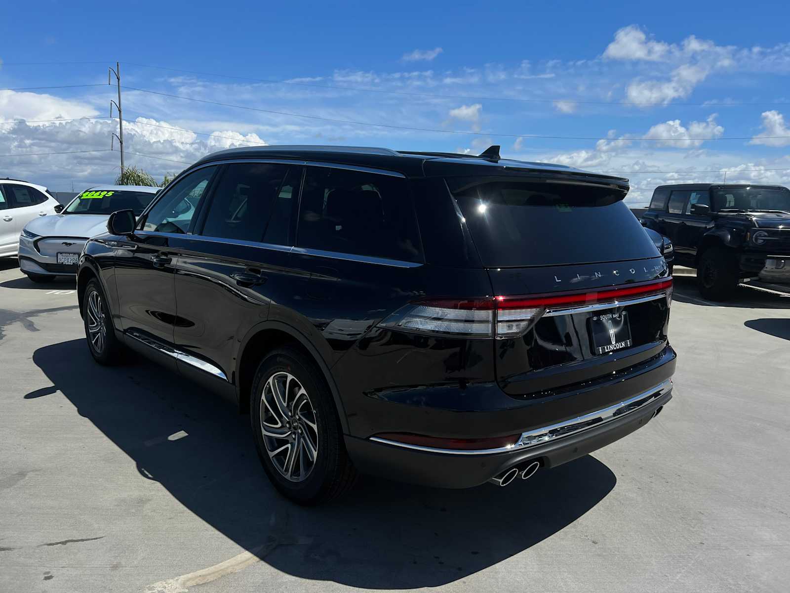 2024 Lincoln Aviator Livery