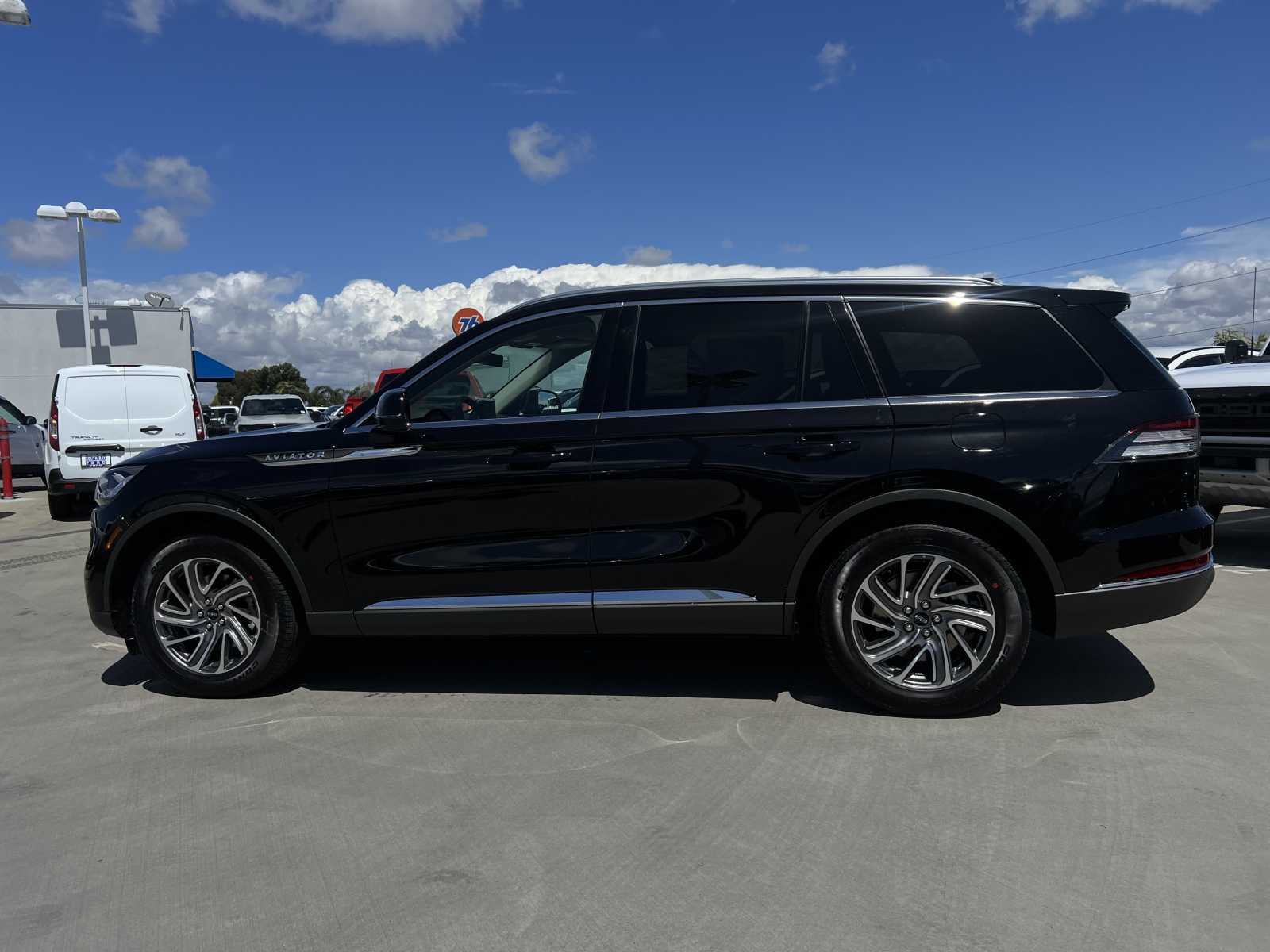 2024 Lincoln Aviator Livery