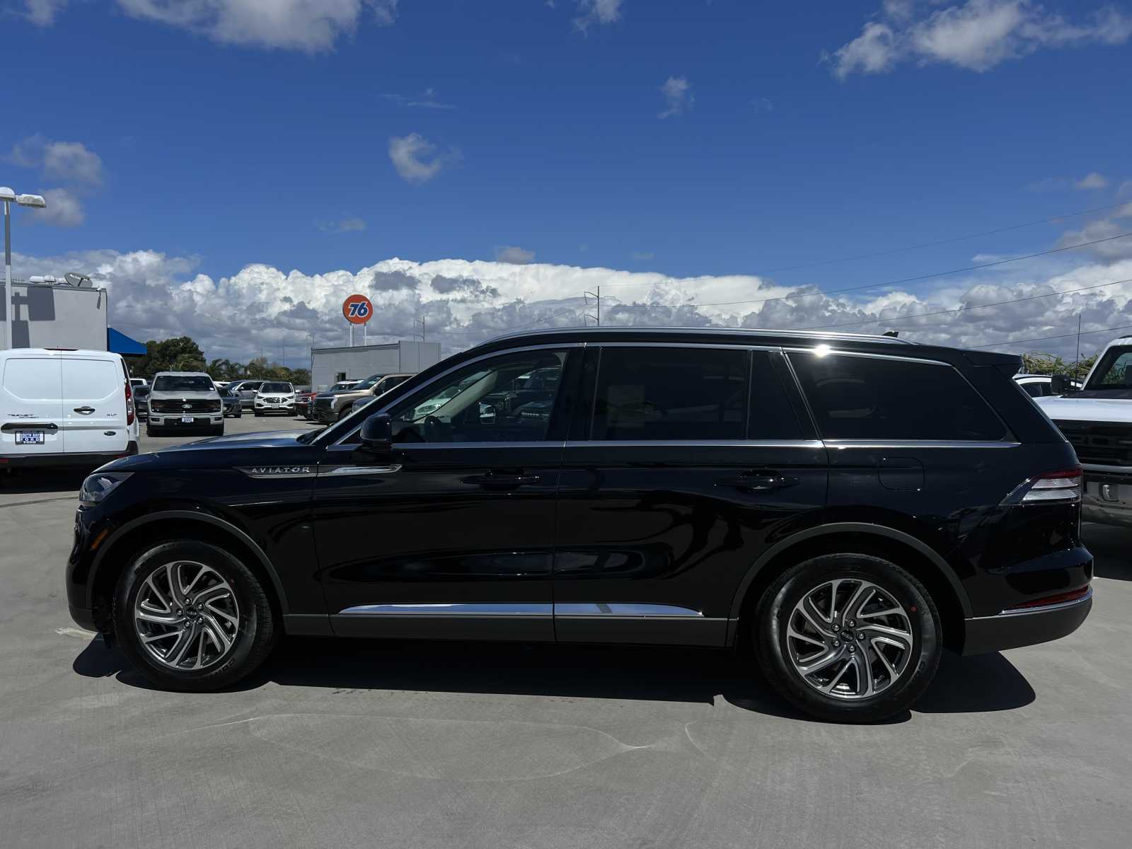 2024 Lincoln Aviator Livery