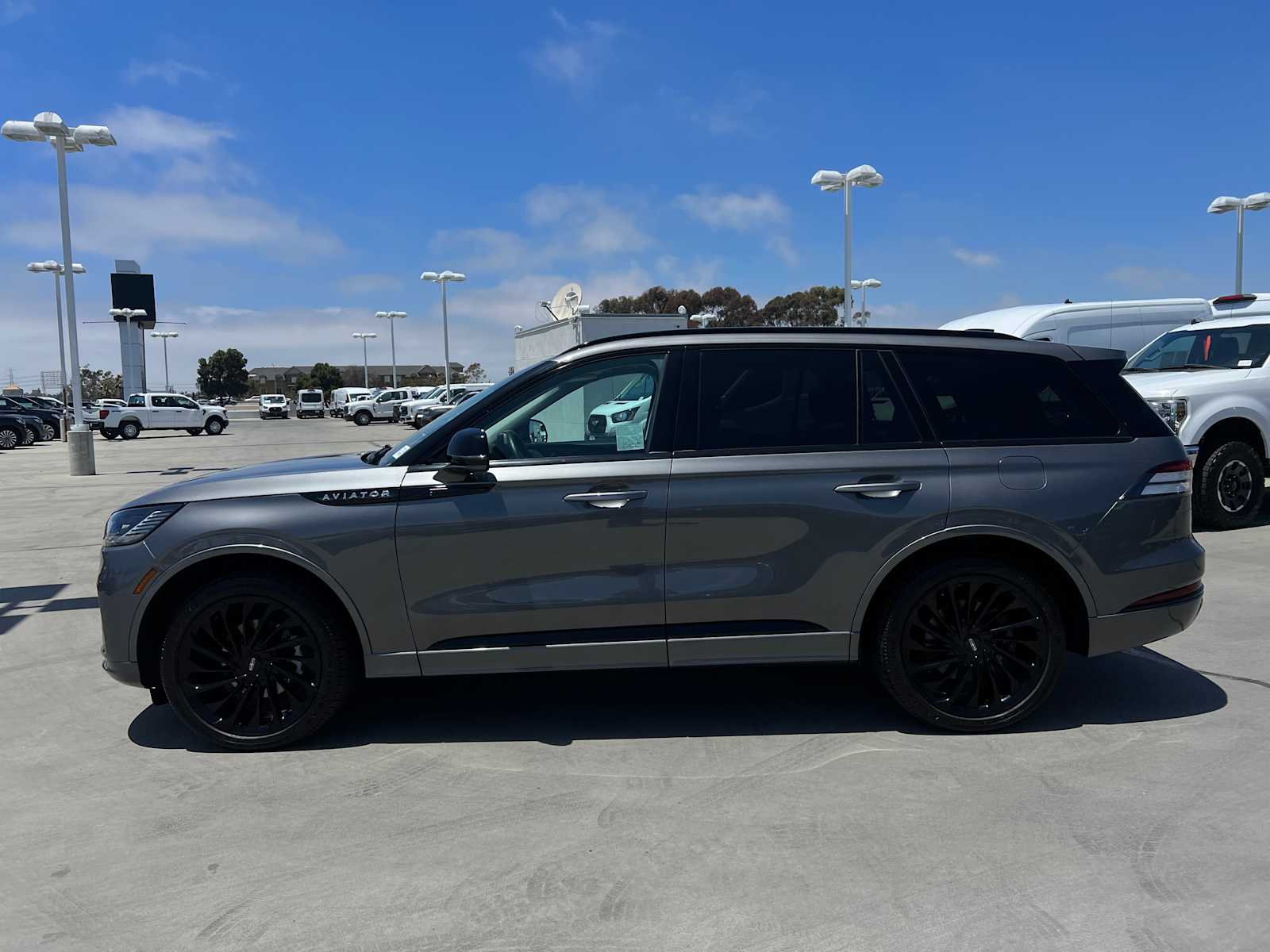 2025 Lincoln Aviator Reserve