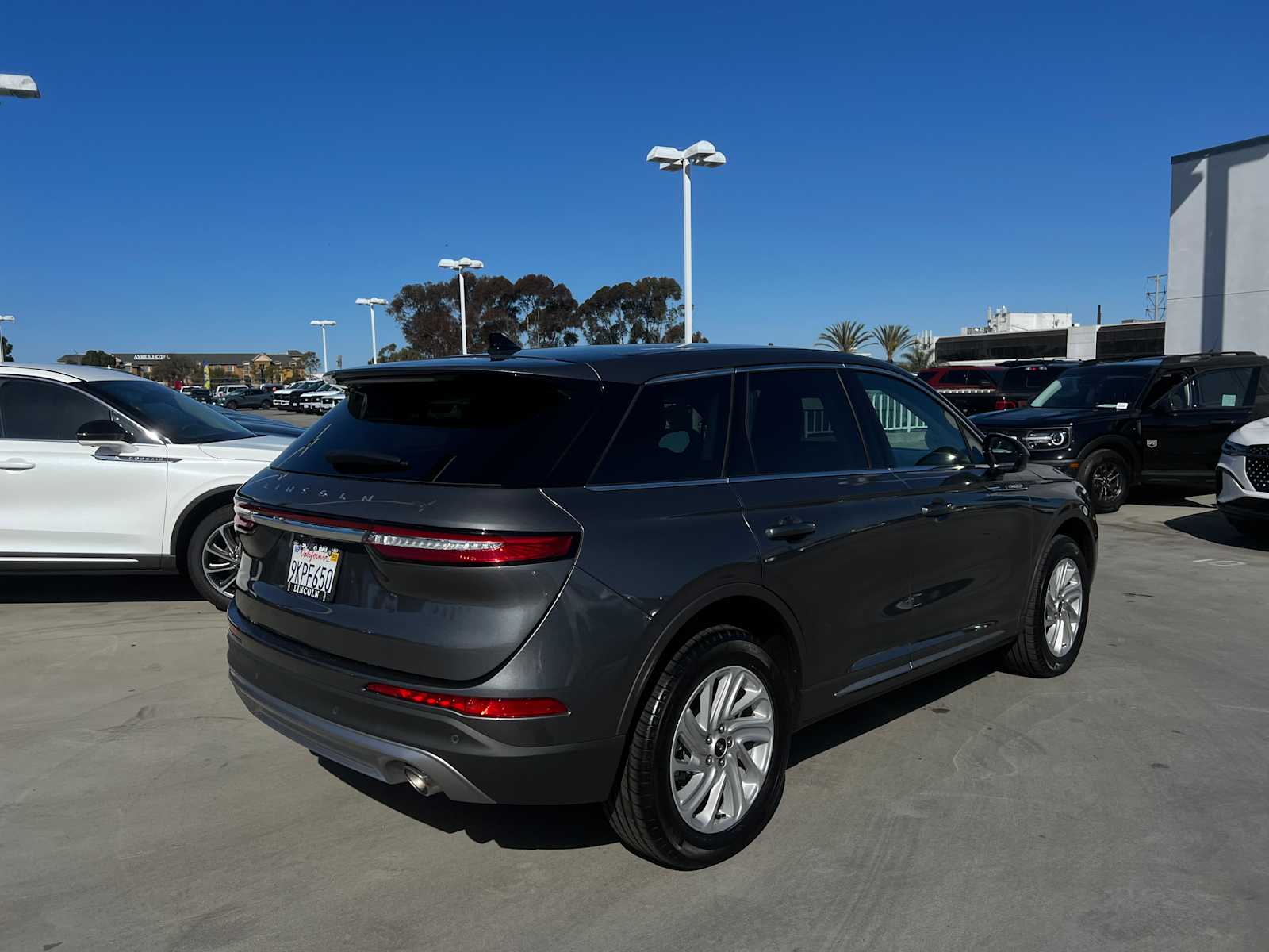 2024 Lincoln Corsair Premiere