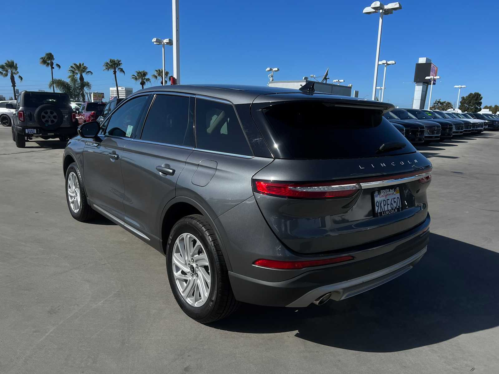 2024 Lincoln Corsair Premiere