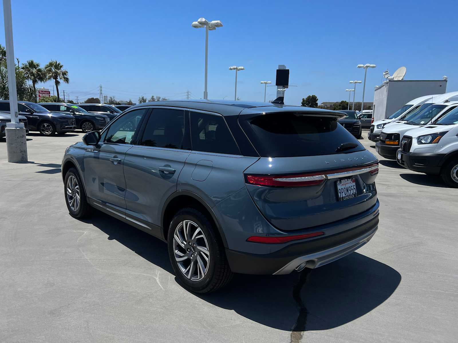 2025 Lincoln Corsair Premiere