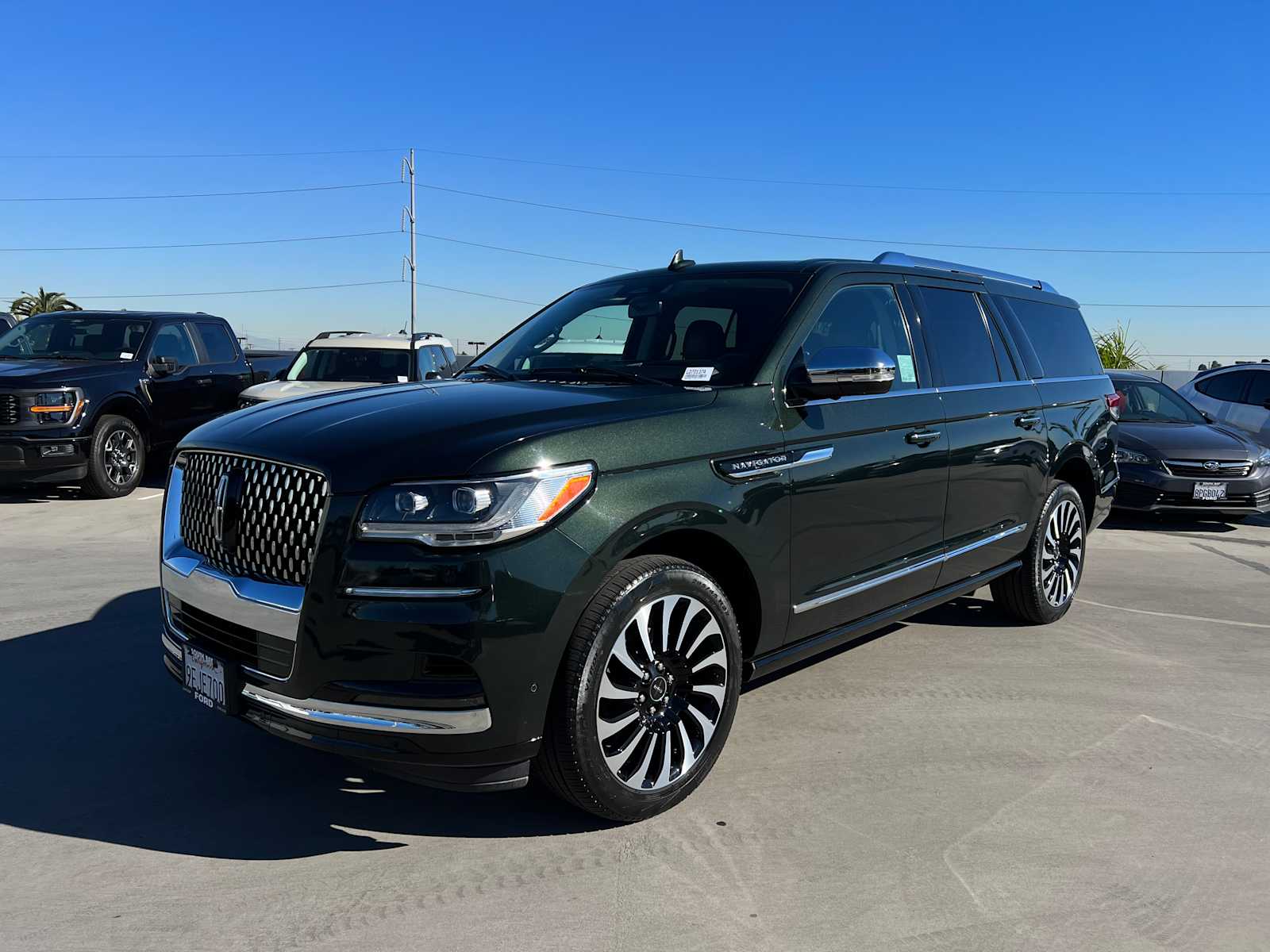2022 Lincoln Navigator Black Label L's photo