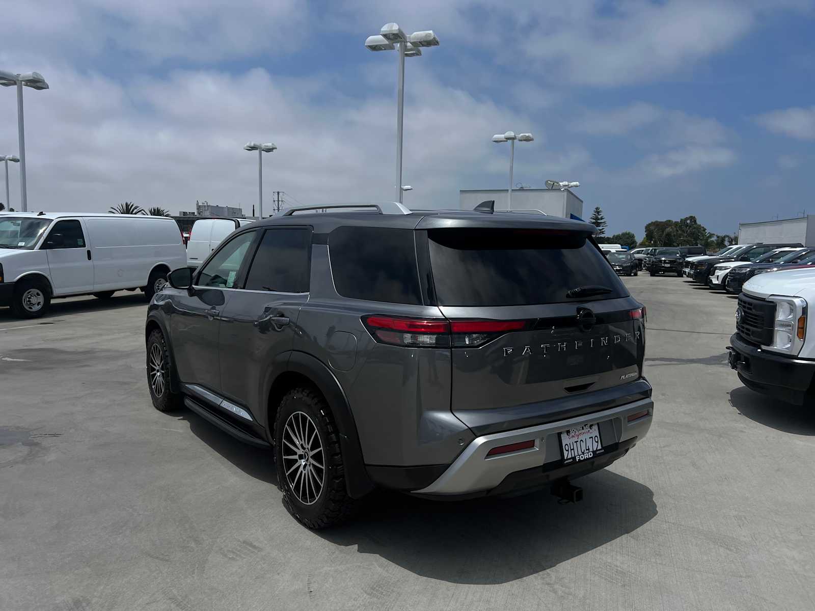 2022 Nissan Pathfinder Platinum
