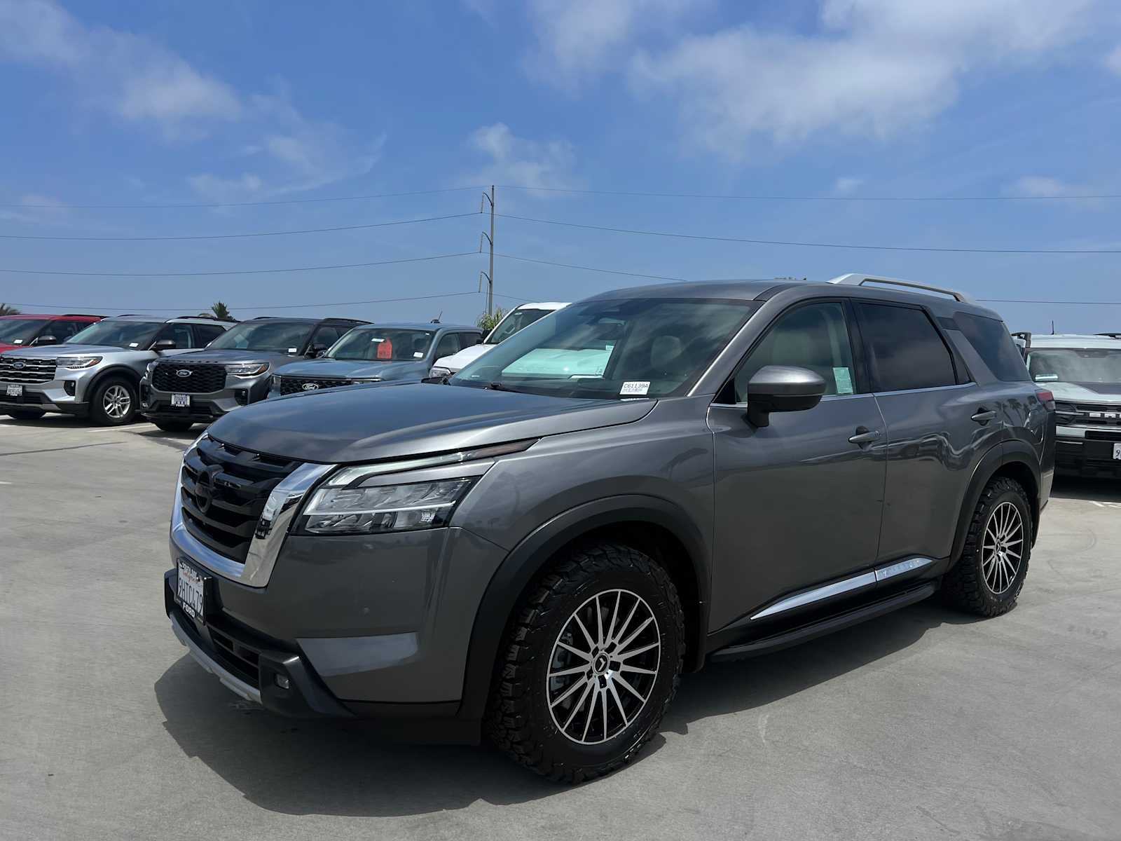 2022 Nissan Pathfinder Platinum