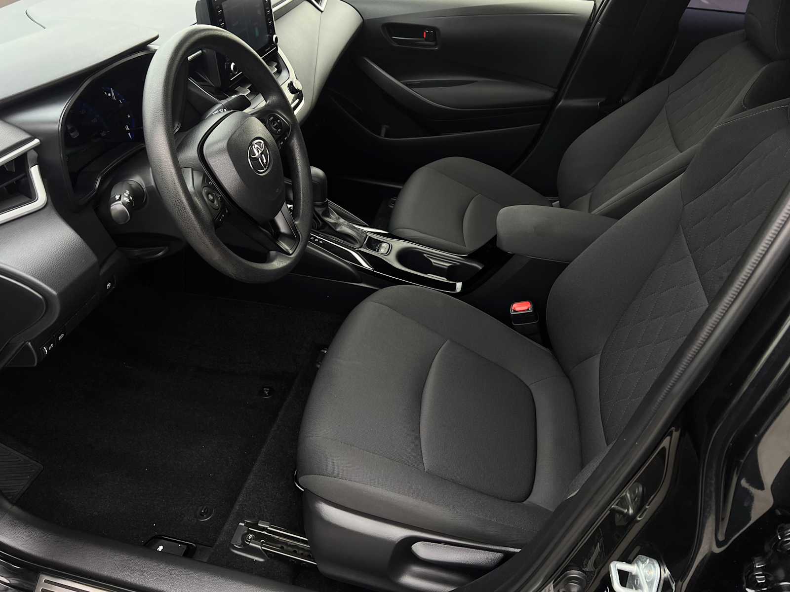 2022 Toyota Corolla Hybrid LE