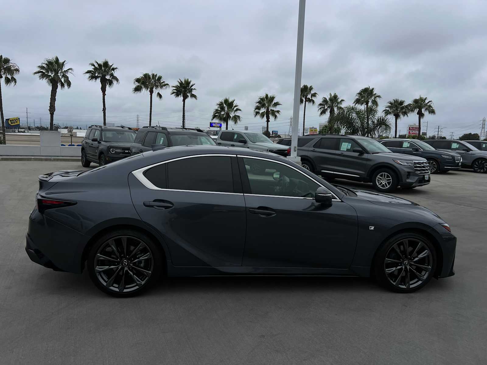 2023 Lexus IS F SPORT