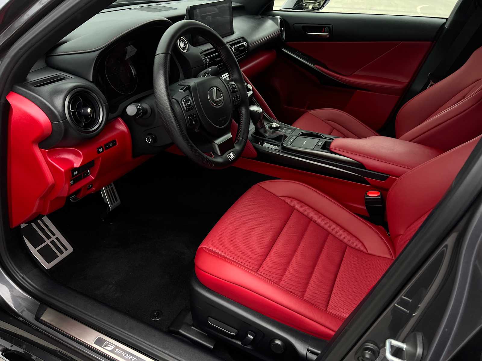 2023 Lexus IS F SPORT