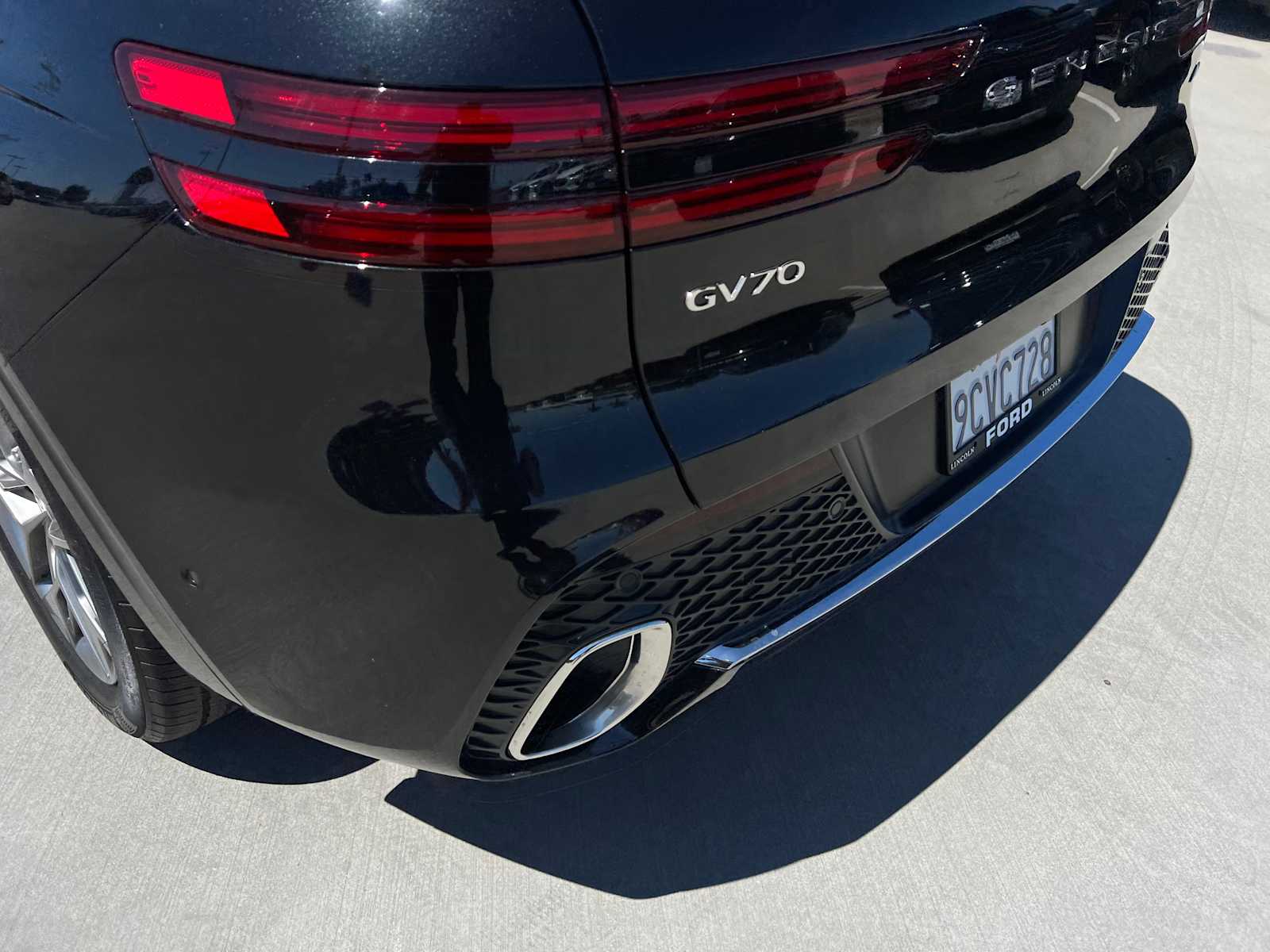 2022 Genesis GV70 2.5T