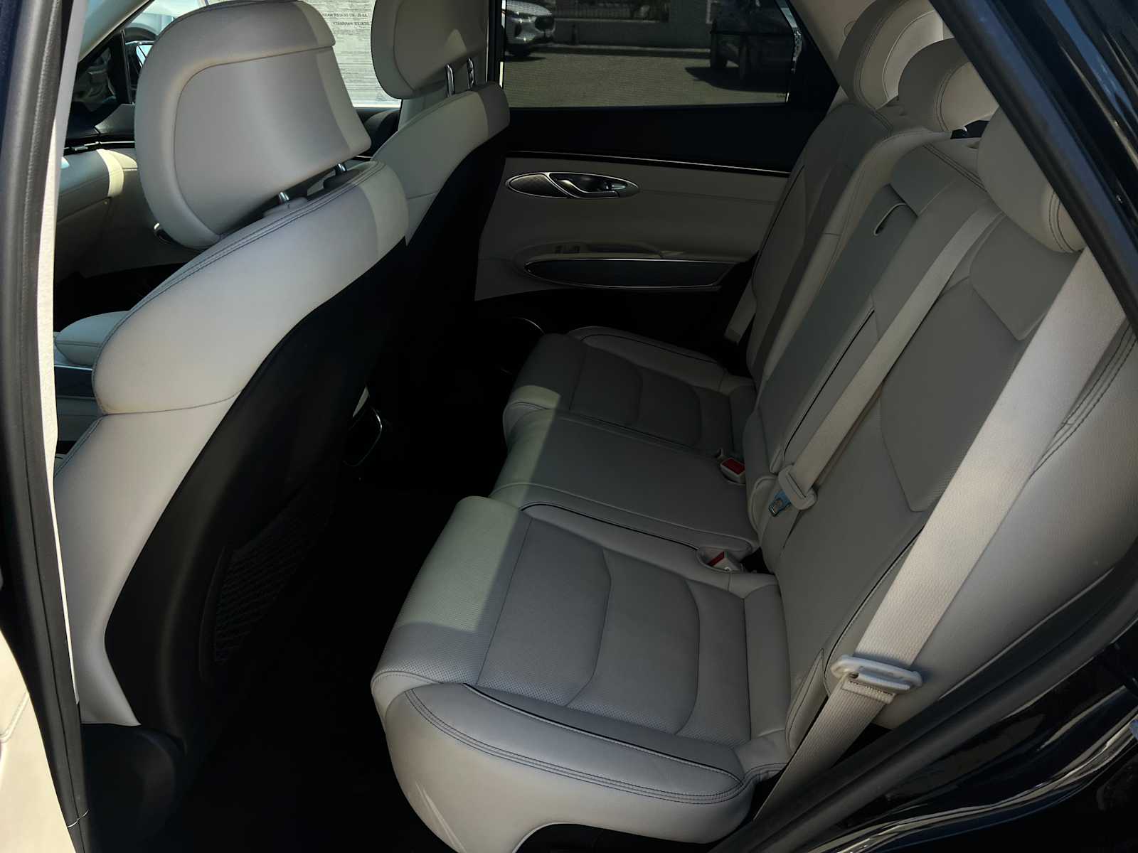 2022 Genesis GV70 2.5T
