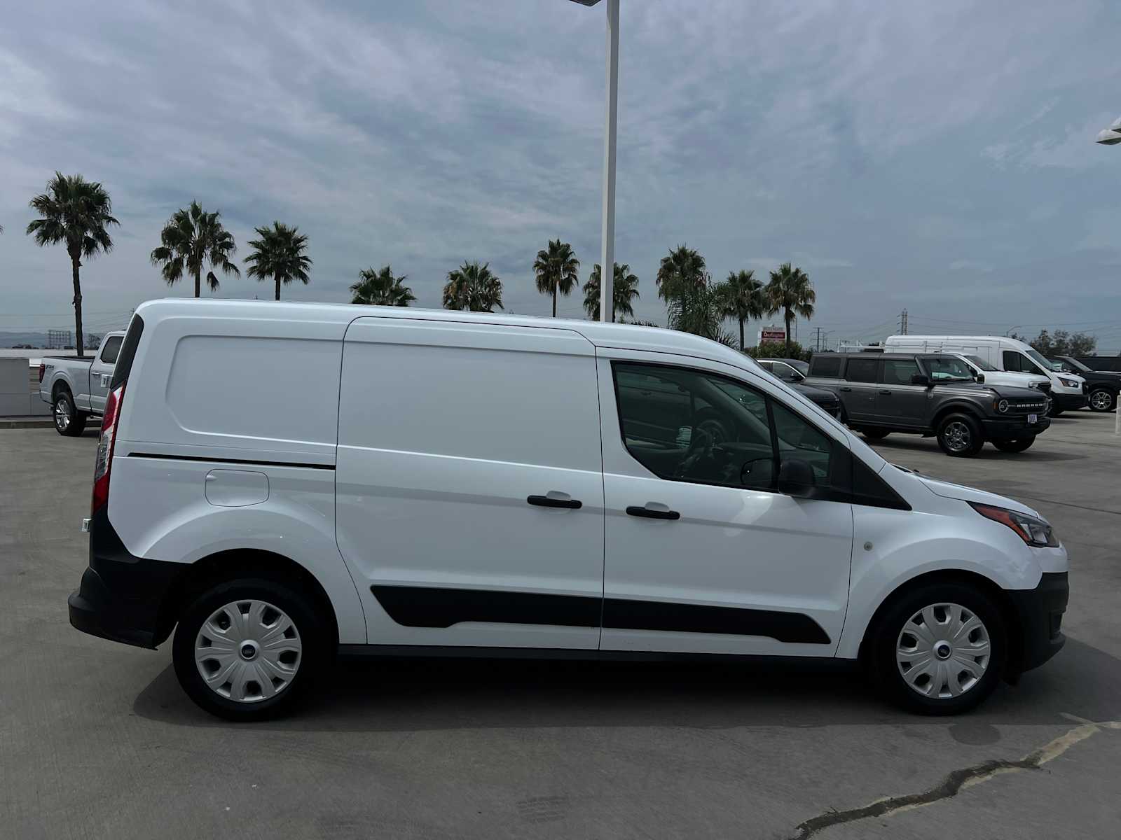 2023 Ford Transit Connect XL photo 6