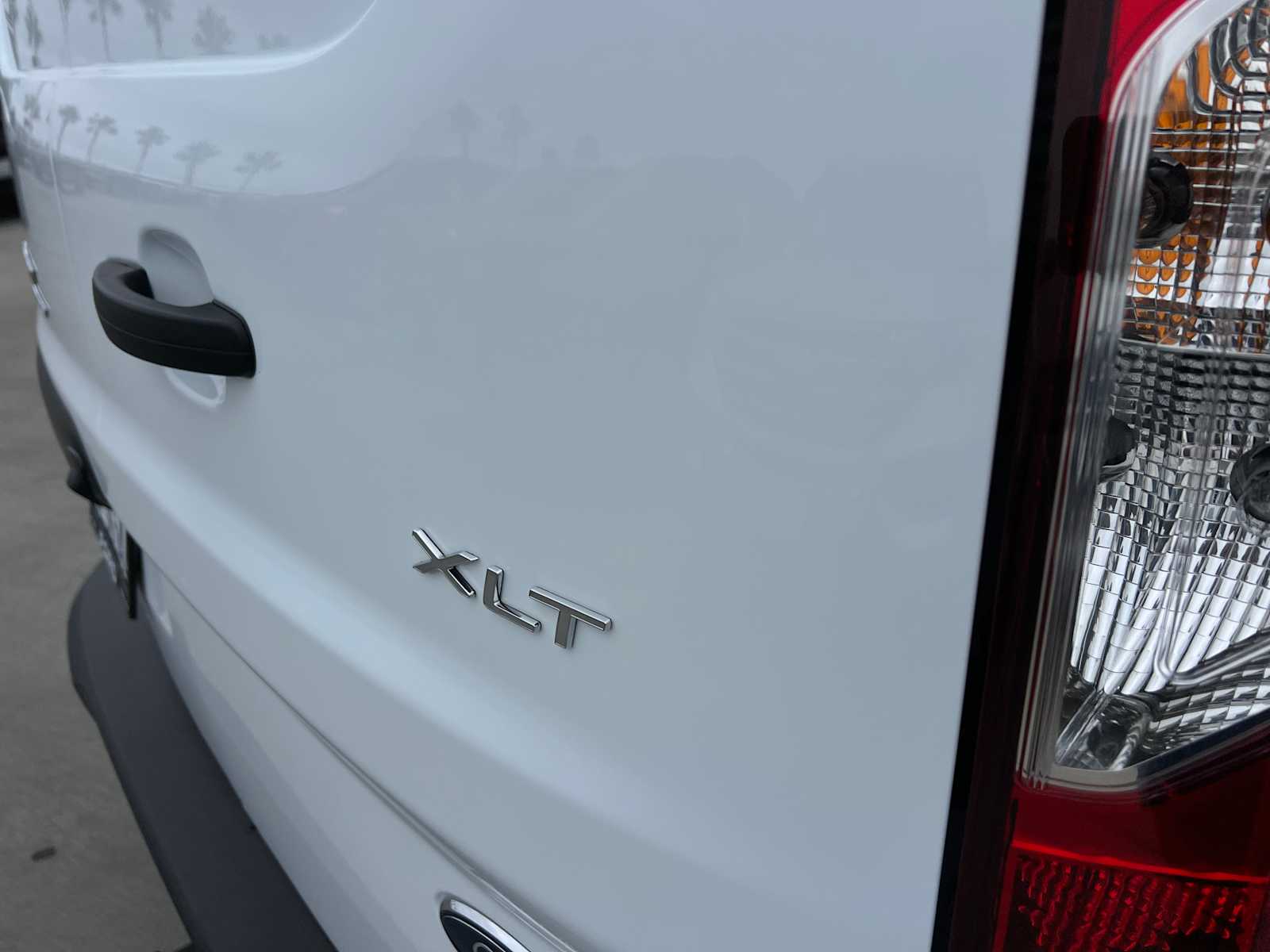 2023 Ford Transit Connect XLT