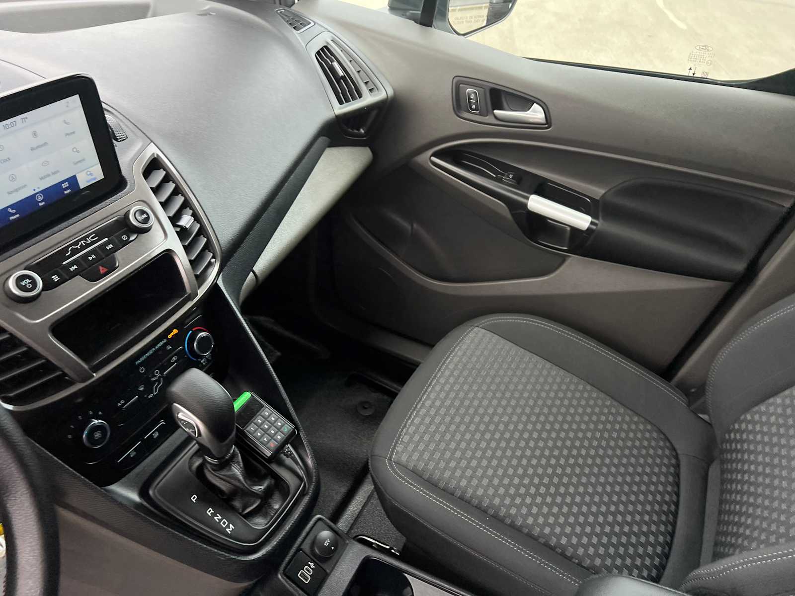 2023 Ford Transit Connect XLT