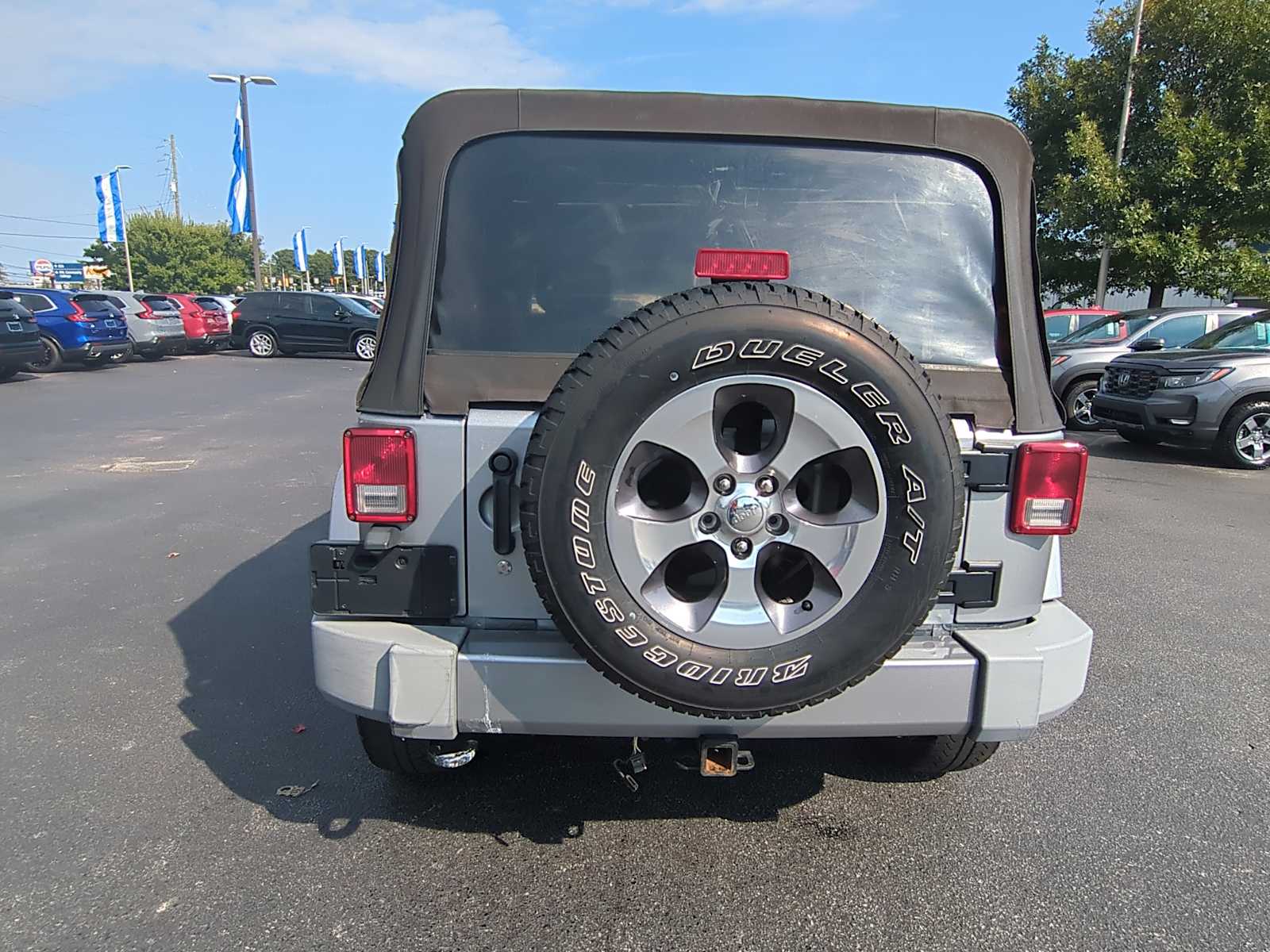 2016 Jeep Wrangler Unlimited Sahara 7