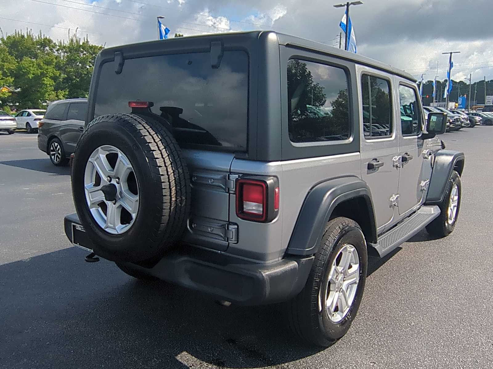 2020 Jeep Wrangler Unlimited Sport S 9