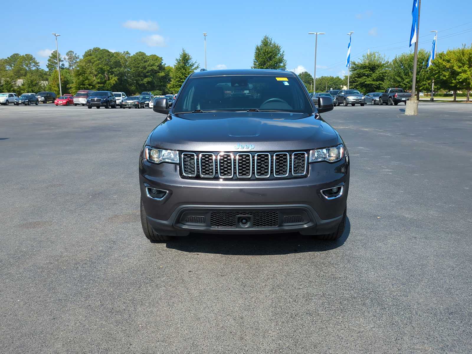 2021 Jeep Grand Cherokee Laredo X 3