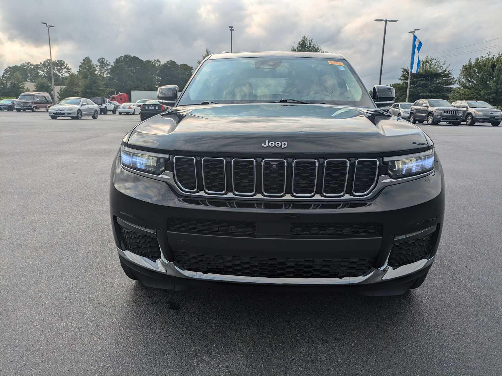 2021 Jeep Grand Cherokee L Limited 3