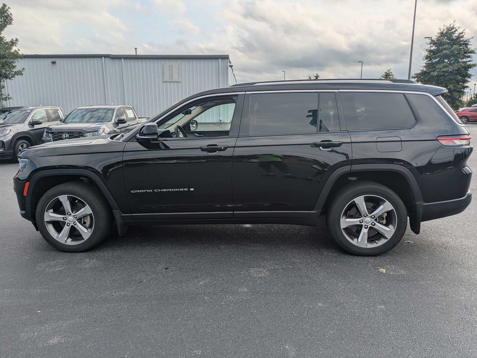 2021 Jeep Grand Cherokee L Limited 6