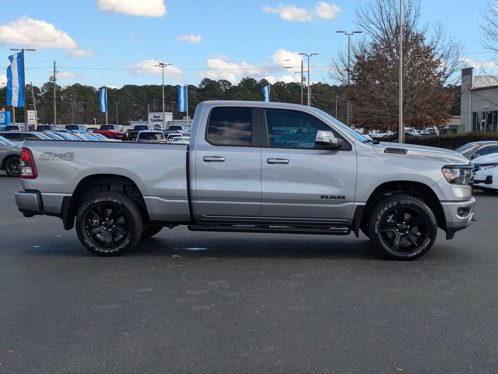 2020 Ram 1500 Big Horn 4x4 Quad Cab 64 Box 9