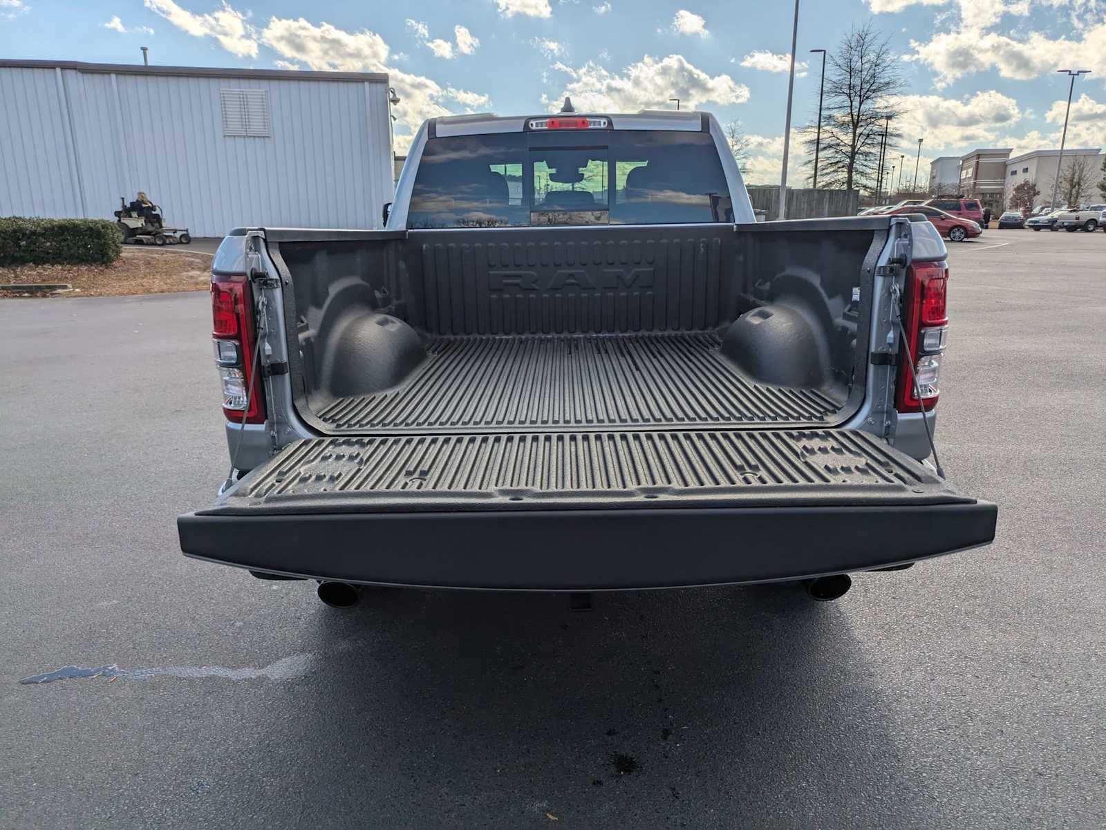 2020 Ram 1500 Big Horn 4x4 Quad Cab 64 Box 29