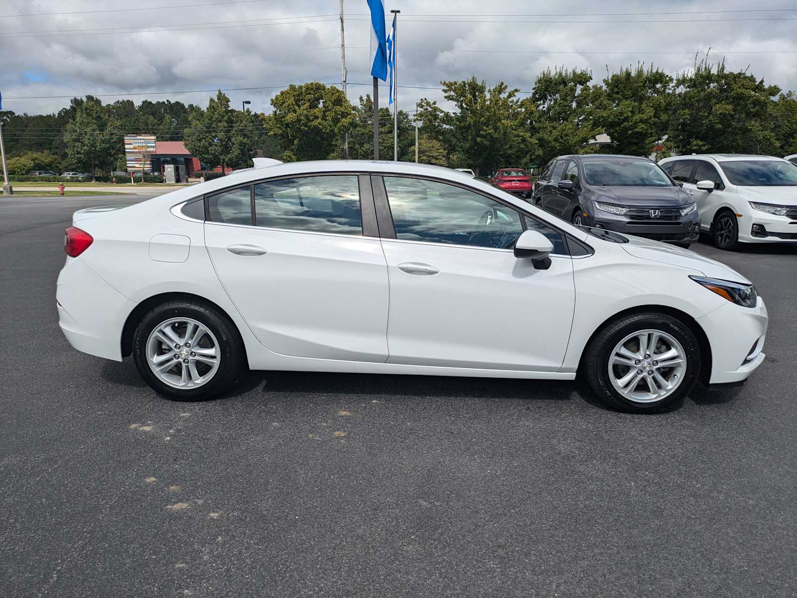 2016 Chevrolet Cruze LT 10