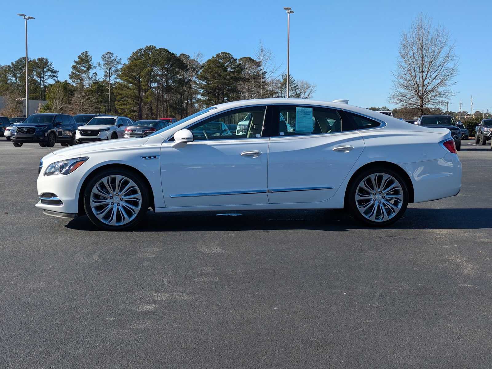 2017 Buick LaCrosse Essence 4