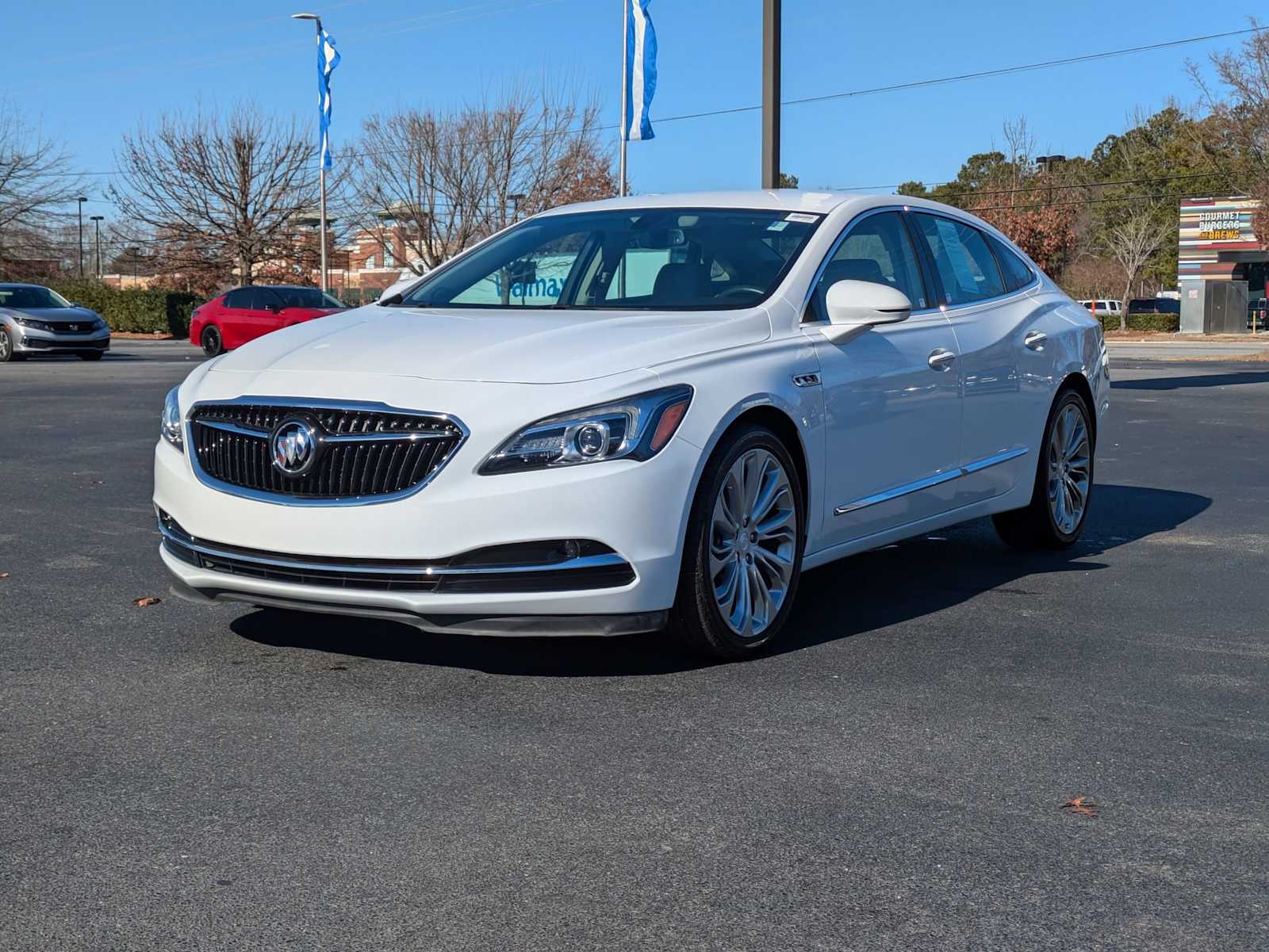 2017 Buick LaCrosse Essence 3