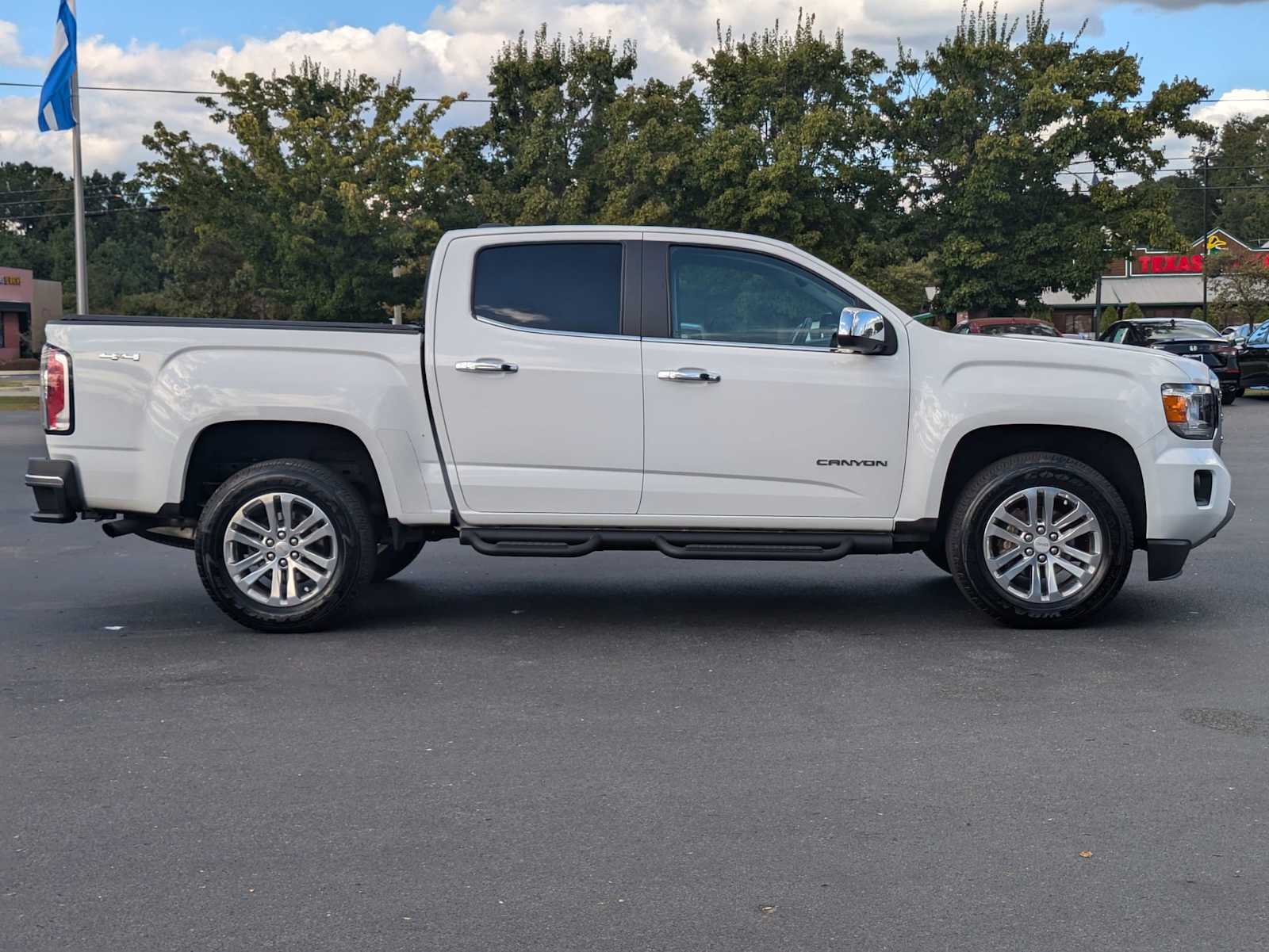 2016 GMC Canyon 4WD SLT Crew Cab 128.3 10