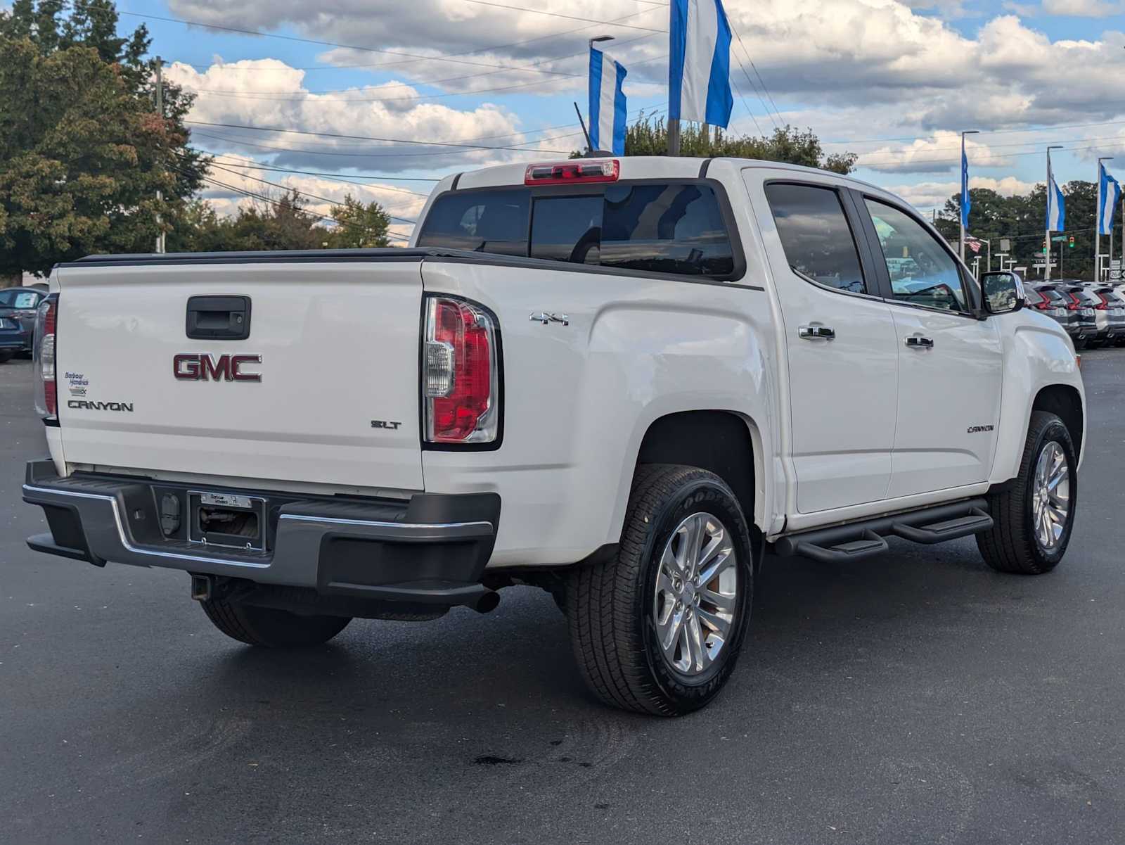 2016 GMC Canyon 4WD SLT Crew Cab 128.3 9